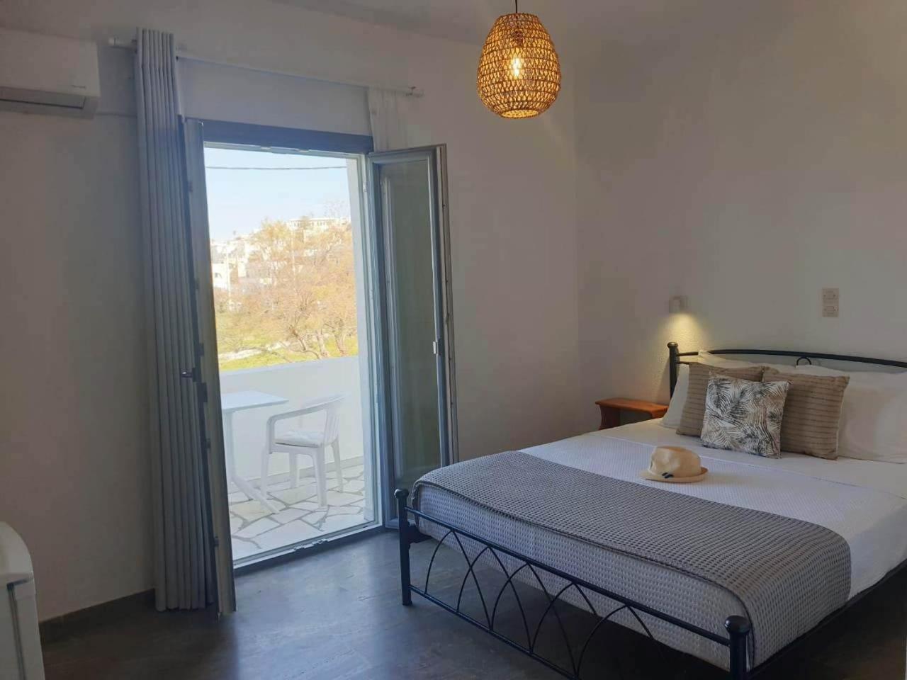 Appartamento Anemos Town Naxos City Esterno foto