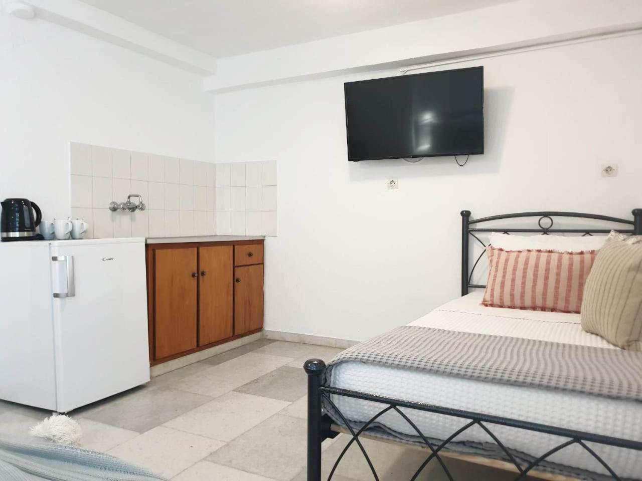 Appartamento Anemos Town Naxos City Esterno foto